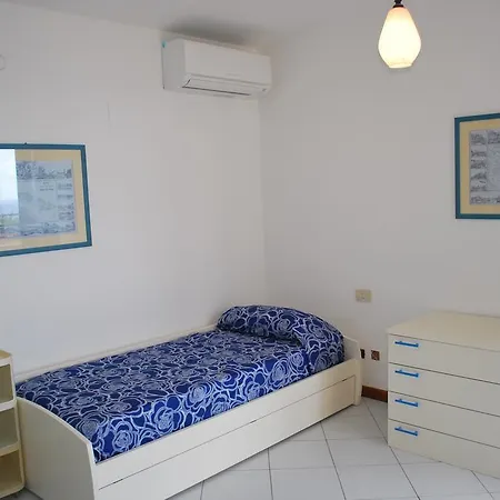 Acquamarina Villa